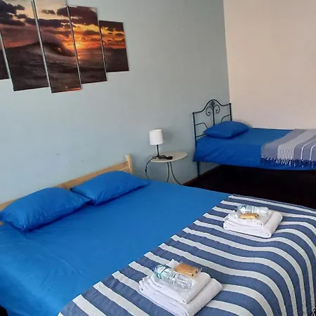 Flamingo's Bay Pensión *